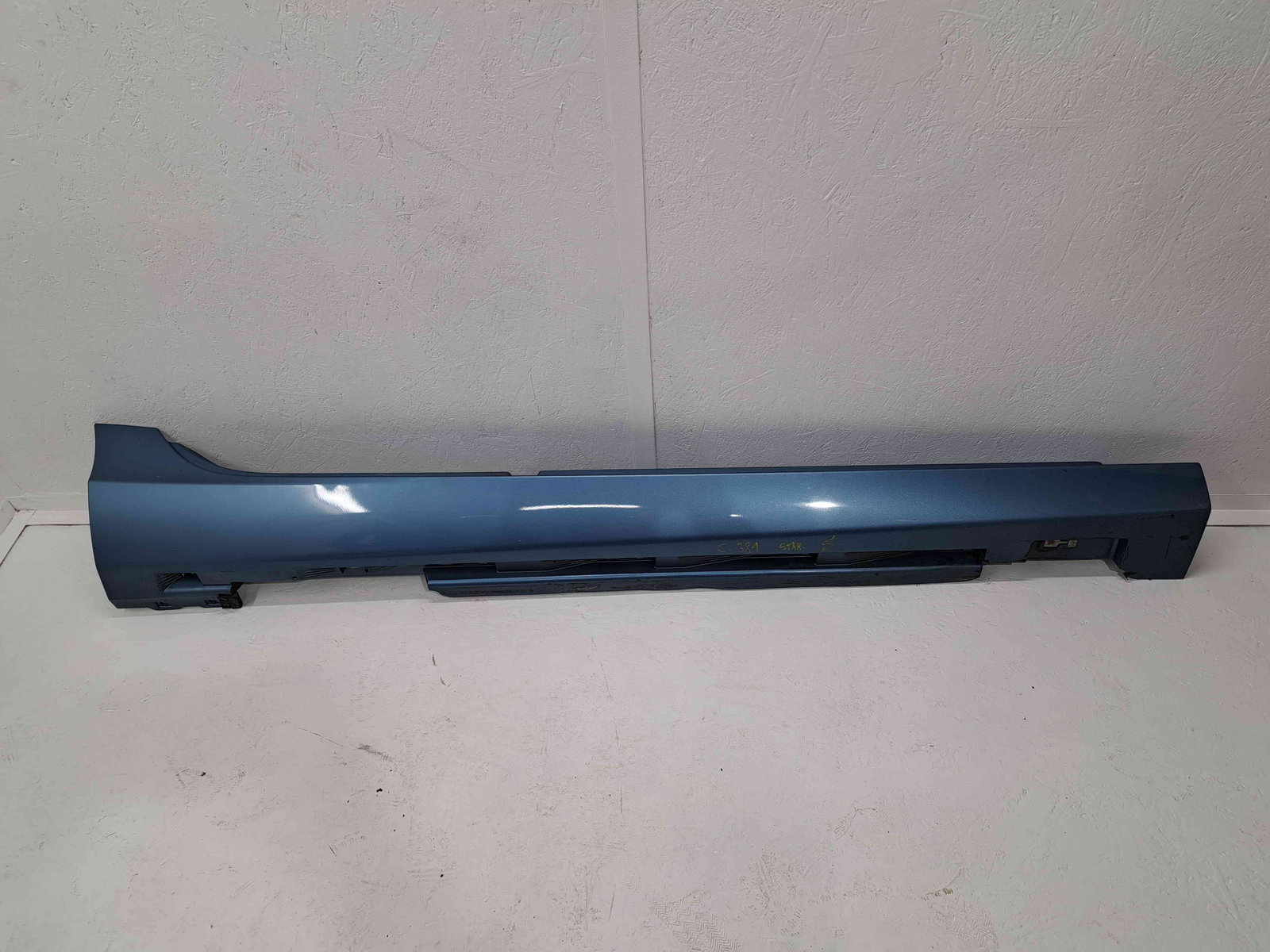 Prag lateral stanga Volvo V40 II Rdesign [Fabr 2013-2019] 713 POWER BLUE METAL - imagine 1