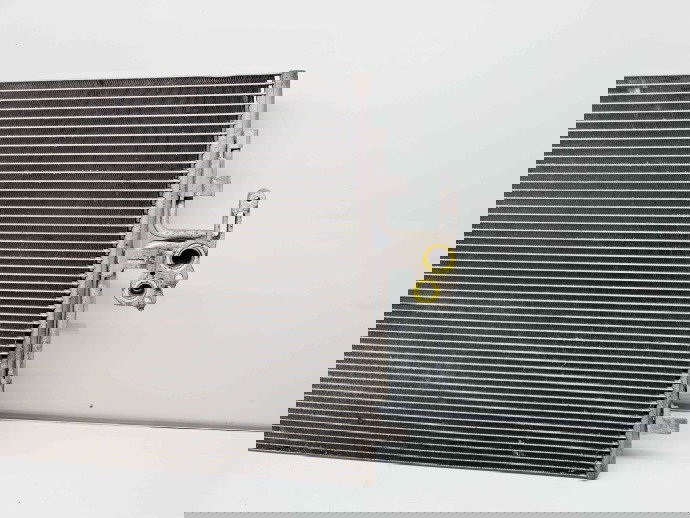 Radiator clima / AC Volvo V40 II Rdesign [Fabr 2013-2019] OEM 2.0 Benz B4204T 90KW / 122CP