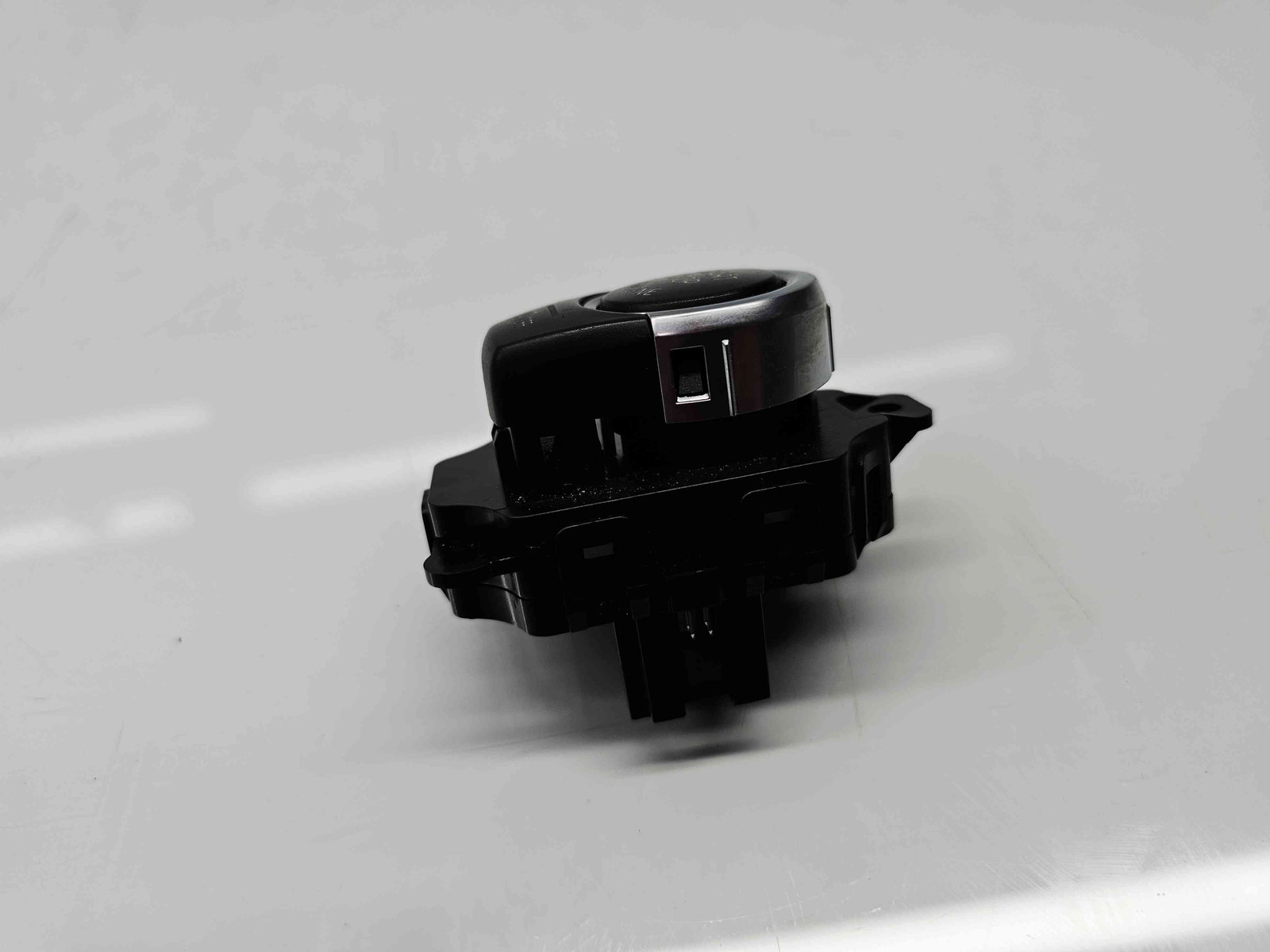 Buton START/STOP Bmw 5 (F10) [Fabr 2011-2016] 9263437 - imagine 2