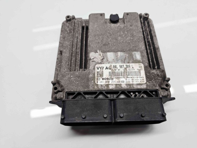Calculator motor ECU Audi A4 (8W2, B9) [Fabr 2015-2023] 04L907309L 2.0 TDI DETA 140KW / 190CP