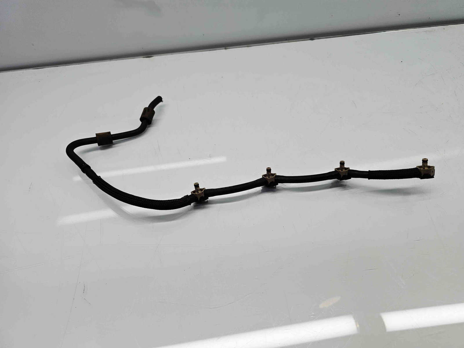 Conducta retur injectoare Audi A4 (8W2, B9) [Fabr 2015-2023] OEM 2.0 TDI DETA 140KW / 190CP - imagine 1