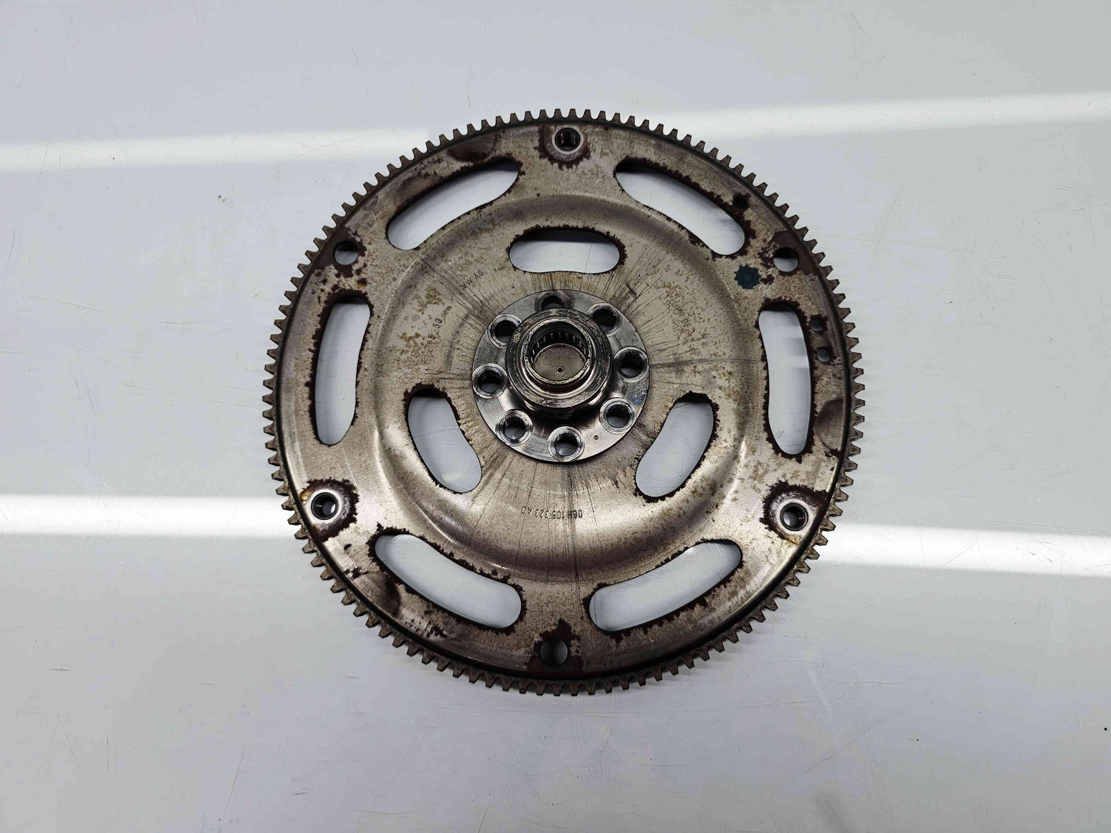 Coroana volanta Audi A4 (8W2, B9) [Fabr 2015-2023] 2.0 TDI DETA06H105323AD 140KW / 190CP - imagine 2