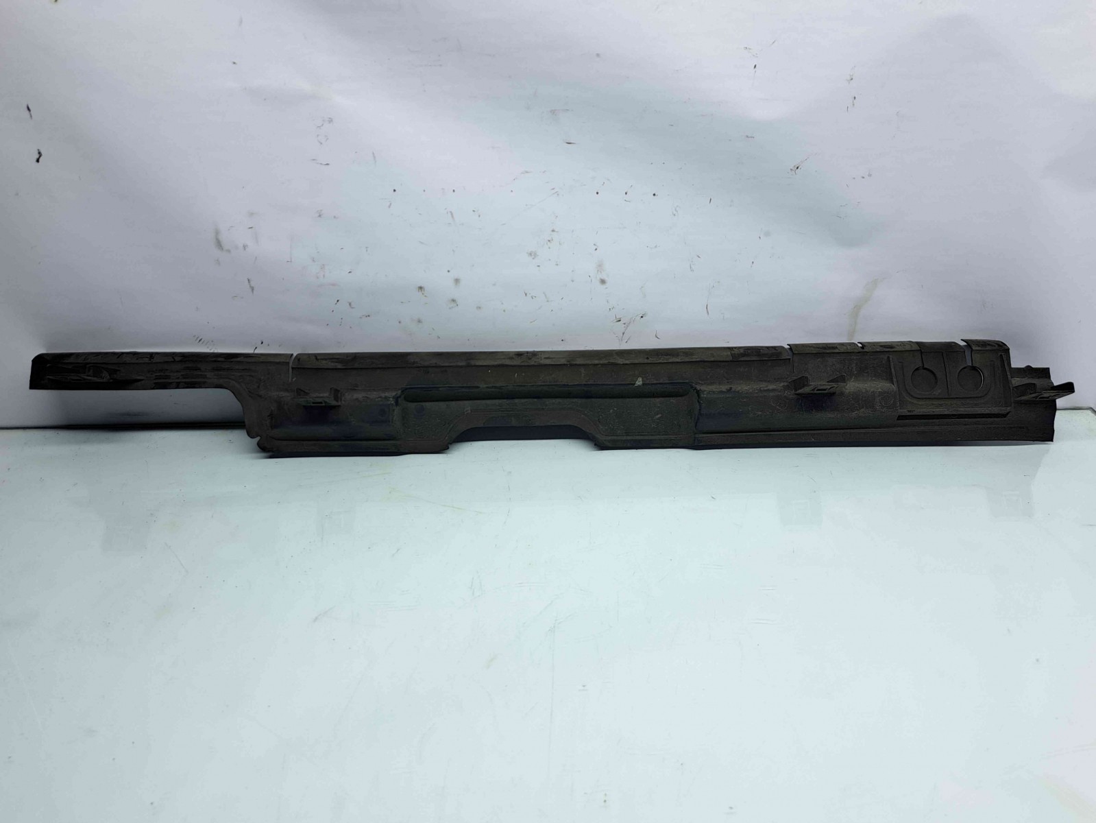 Deflector aer Audi Q5 (8RB) [Fabr 2008-2016] 8R0121292B - imagine 3