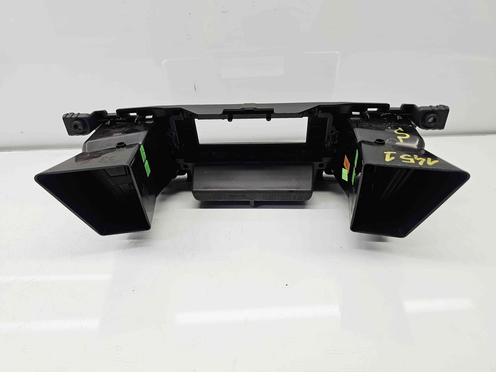 Grila aerisire centrala Peugeot 508 [Fabr 2010-2018] 9688552977 - imagine 2