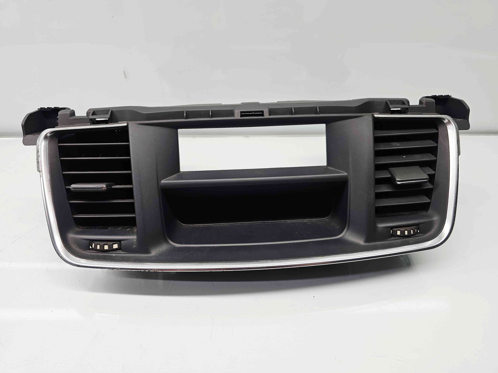 Grila aerisire centrala Peugeot 508 [Fabr 2010-2018] 9688552977 - imagine 6