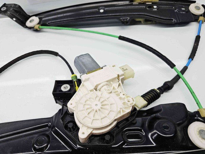 Macara electrica geam dreapta fata Bmw 5 (F10) [Fabr 2011-2016] 7182112