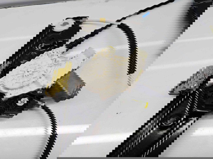 Macara electrica geam stanga fata Bmw 5 (F10) [Fabr 2011-2016] 7182111