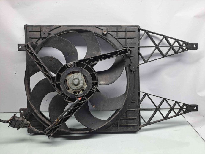 Electroventilator Skoda Fabia 2 Combi (5J, 545) [Fabr 2007-2014] 6Q0121207N 1.9 TDI BSW 77KW / 105CP 1.9 TDI BSW 77KW / 105CP