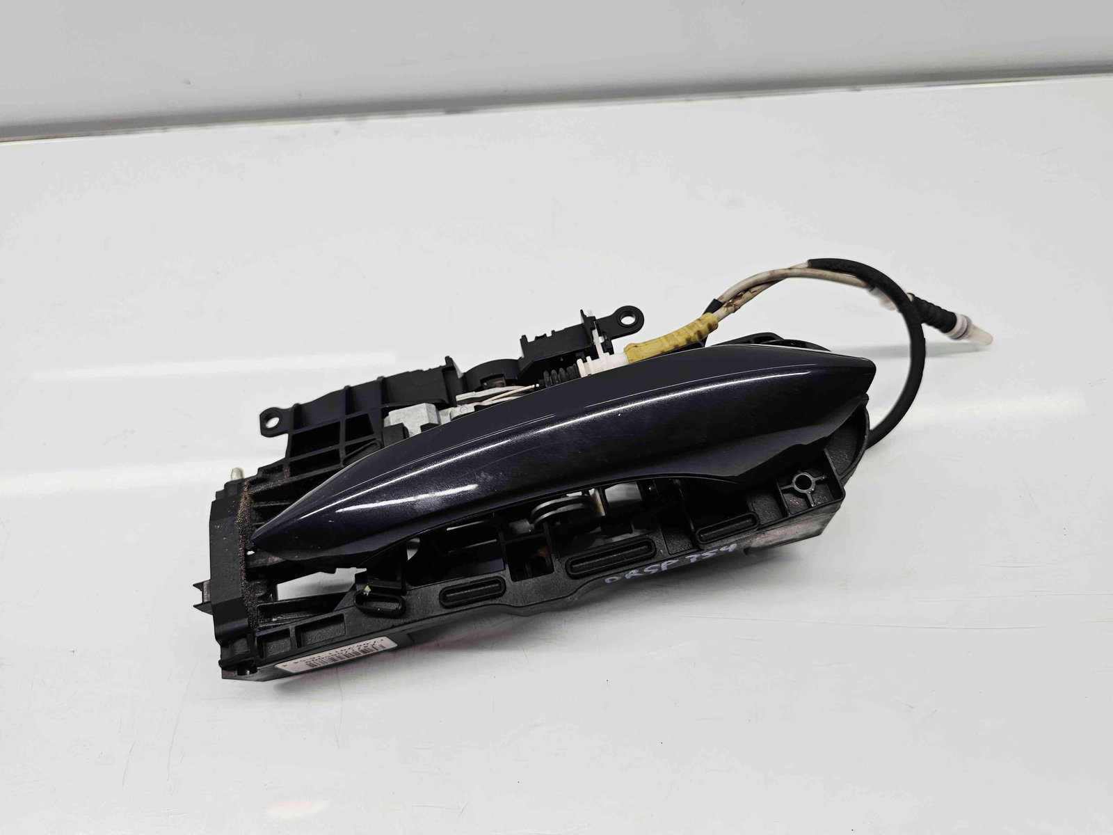 Maner usa dreapta spate Bmw 5 (F10) [Fabr 2011-2016] B90 SOPHISTOGRAU - imagine 1