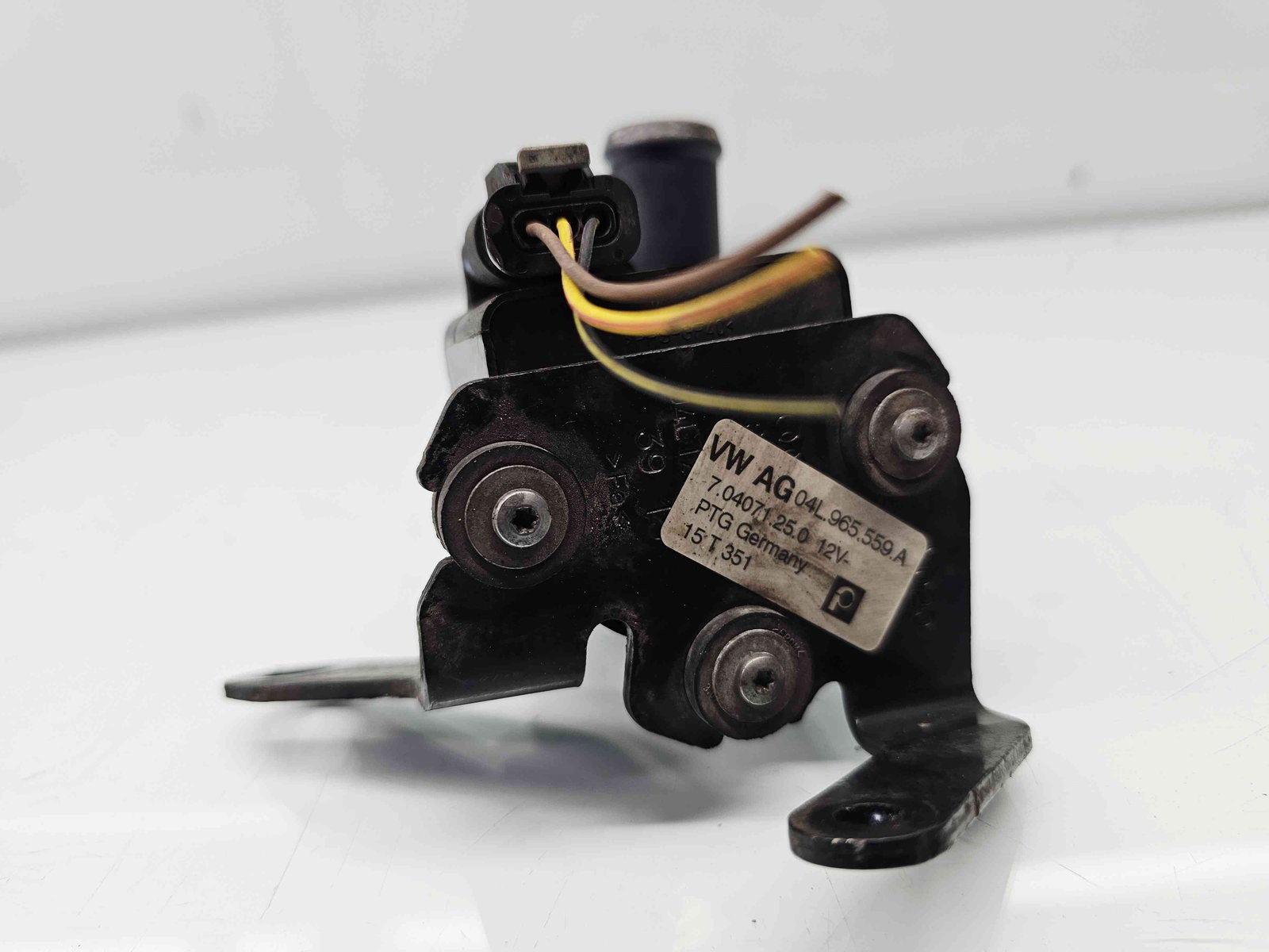 Pompa recirculare apa Audi A4 (8W2, B9) [Fabr 2015-2023] 04L965559A 2.0 TDI DETA 140KW / 190CP - imagine 3