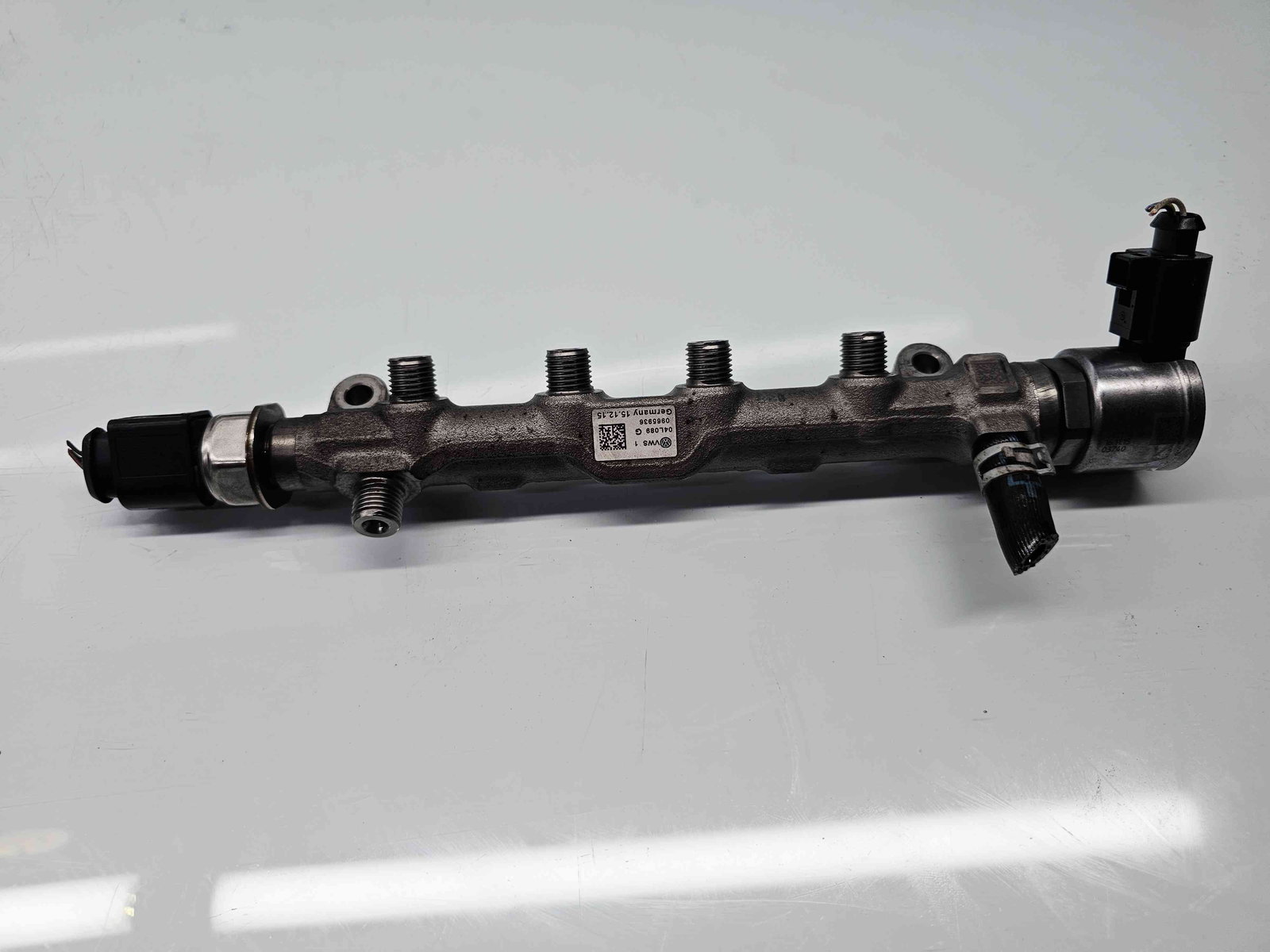 Rampa injectoare Audi A4 (8W2, B9) [Fabr 2015-2023] 04L089G 2.0 TDI DETA 140KW / 190CP - imagine 2