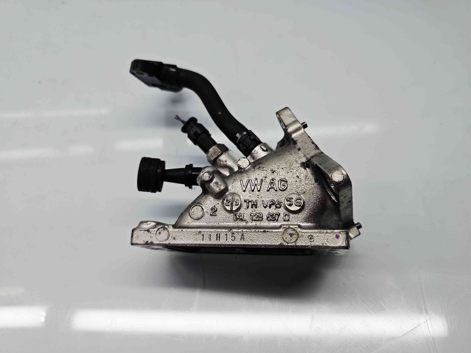 Tub galerie admisie Audi A4 (8W2, B9) [Fabr 2015-2023] 04L128637D 2.0 TDI DETA 140KW / 190CP - imagine 1