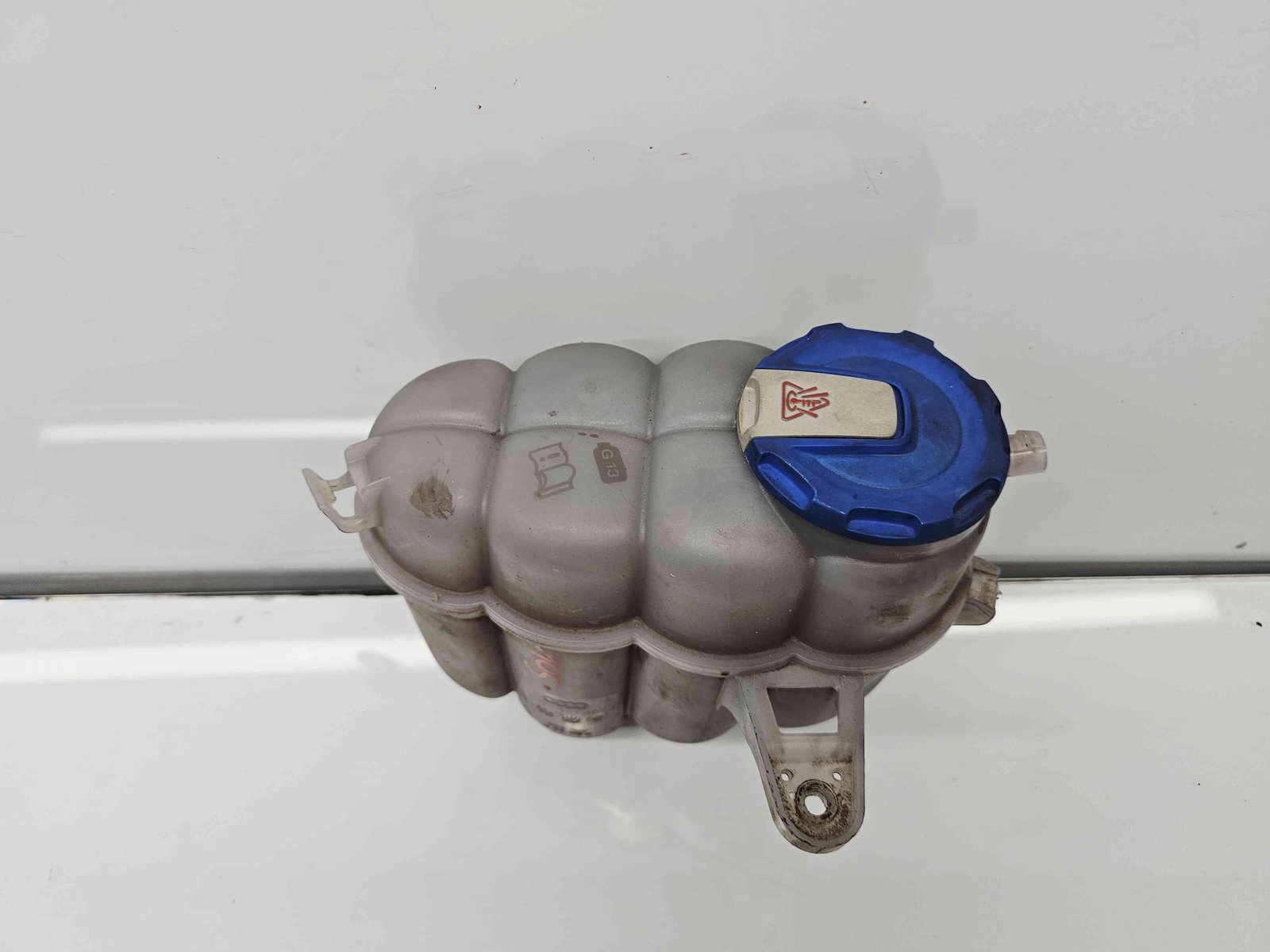 Vas expansiune Audi A4 (8W2, B9) [Fabr 2015-2023] 8W0121405E - imagine 3