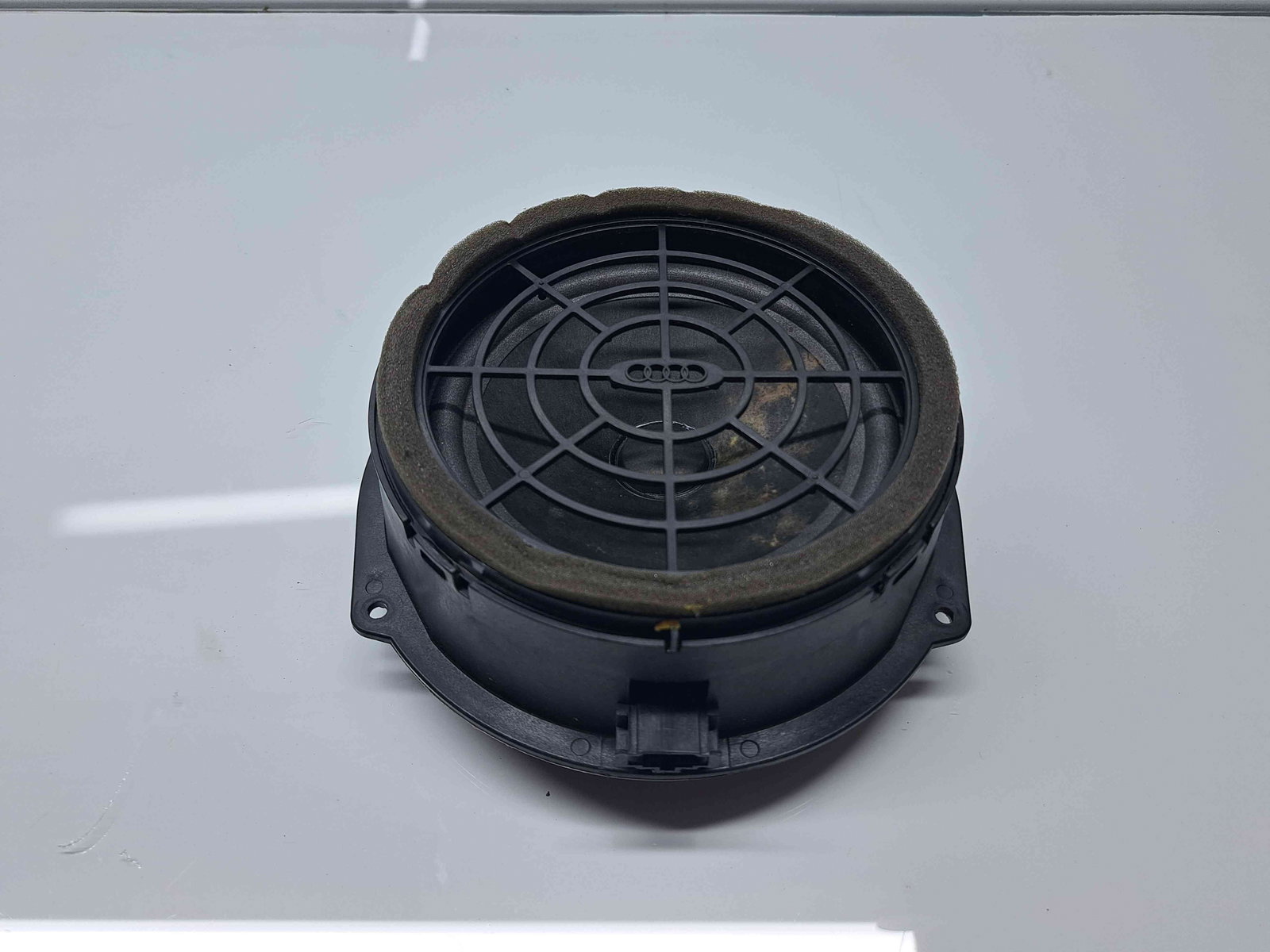 Boxa dreapta spate Audi Q3 (8UB) [Fabr 2011-2018] 6R0035411 - imagine 1