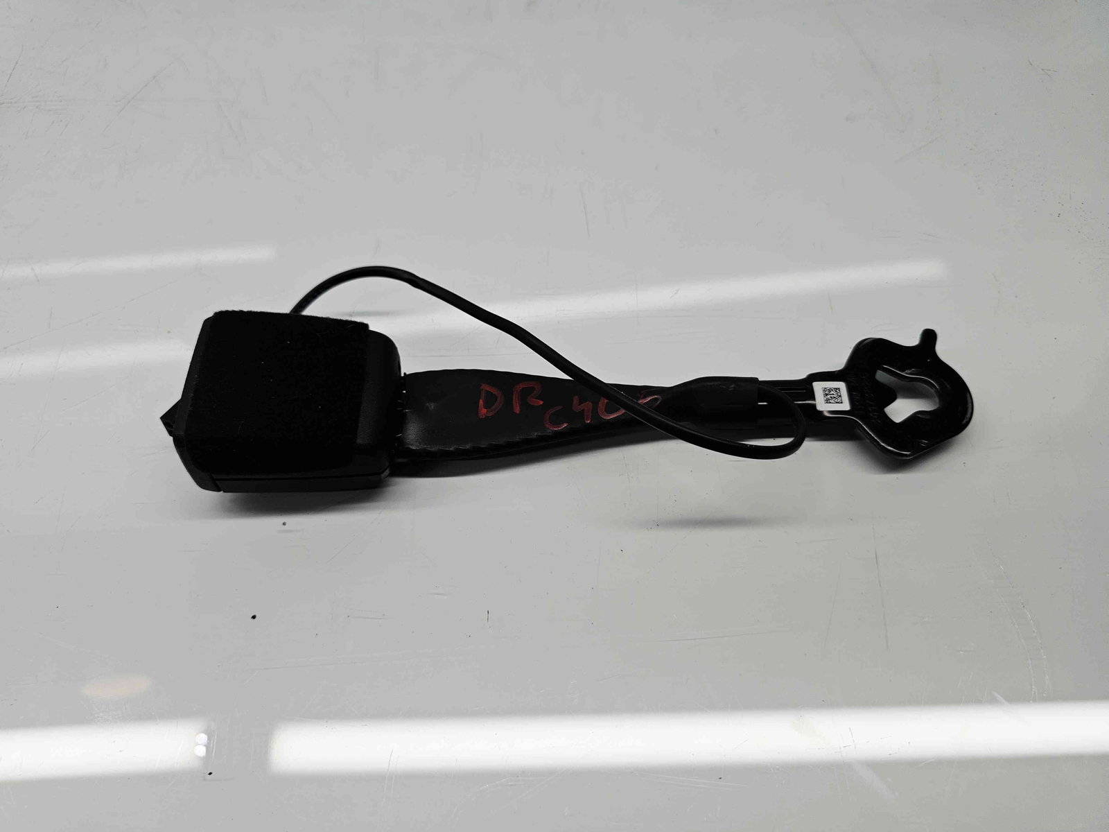 Capsa centura dreapta fata Audi A4 (8W2, B9) [Fabr 2015-2023] 4M0857755E - imagine 1