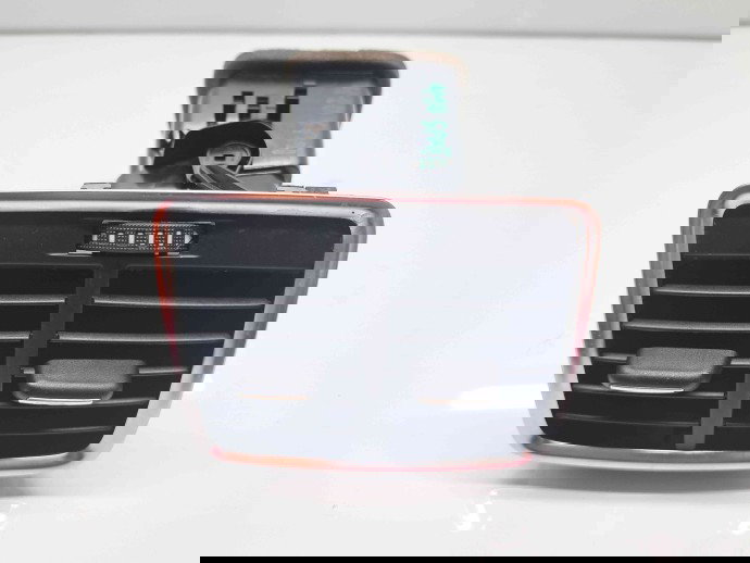  Grila aerisire spate Audi Q3 (8UB) [Fabr 2011-2018] 8U0819203