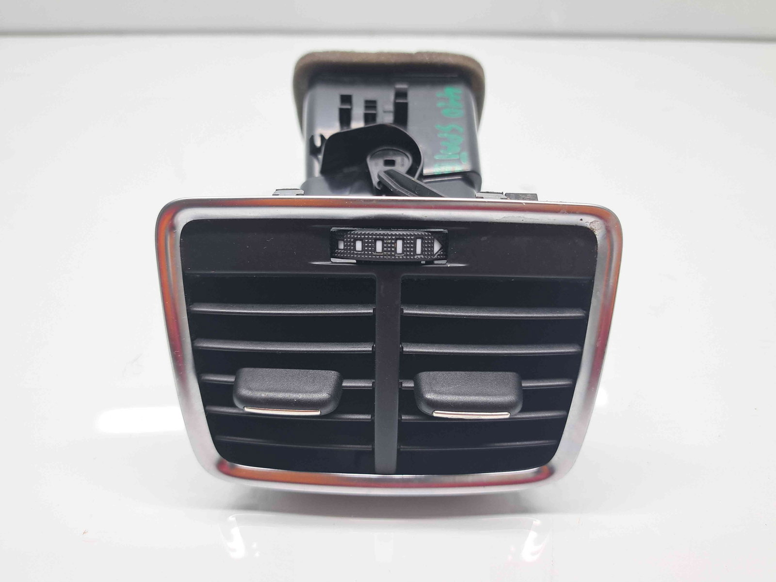 Grila aerisire spate Audi Q3 (8UB) [Fabr 2011-2018] 8U0819203 - imagine 1