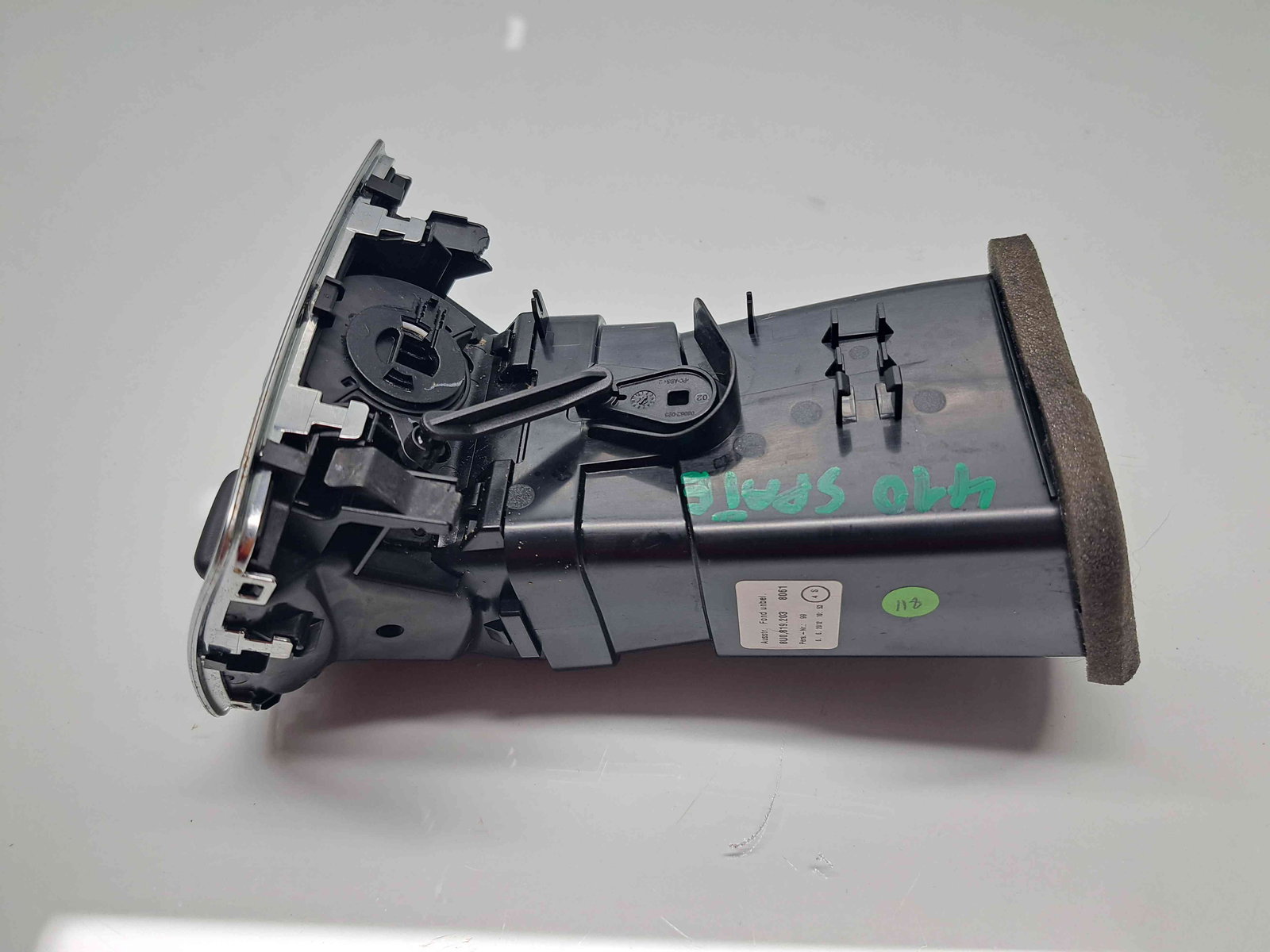 Grila aerisire spate Audi Q3 (8UB) [Fabr 2011-2018] 8U0819203 - imagine 2