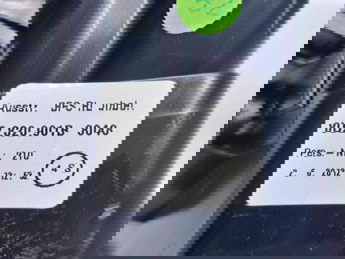  Grila aerisire stanga Audi Q3 (8UB) [Fabr 2011-2018] 8U2820901B