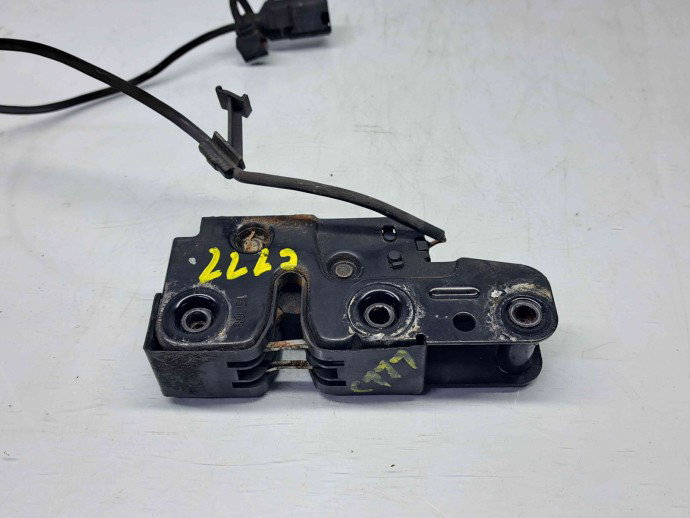 Broasca capota Audi A4 (8K2, B8) [Fabr 2008-2015] 8K0823509A