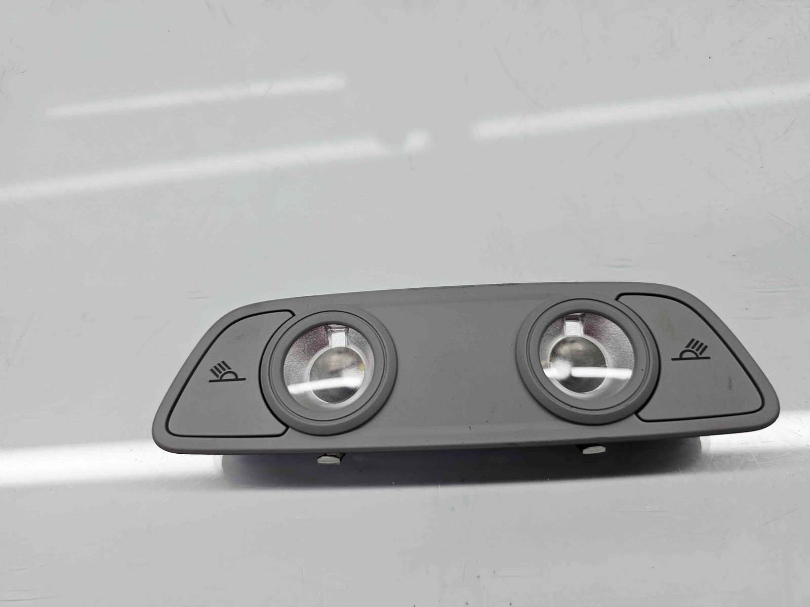 Plafoniera spate Audi A4 (8W2, B9) [Fabr 2015-2023] 8W0947111 - imagine 2