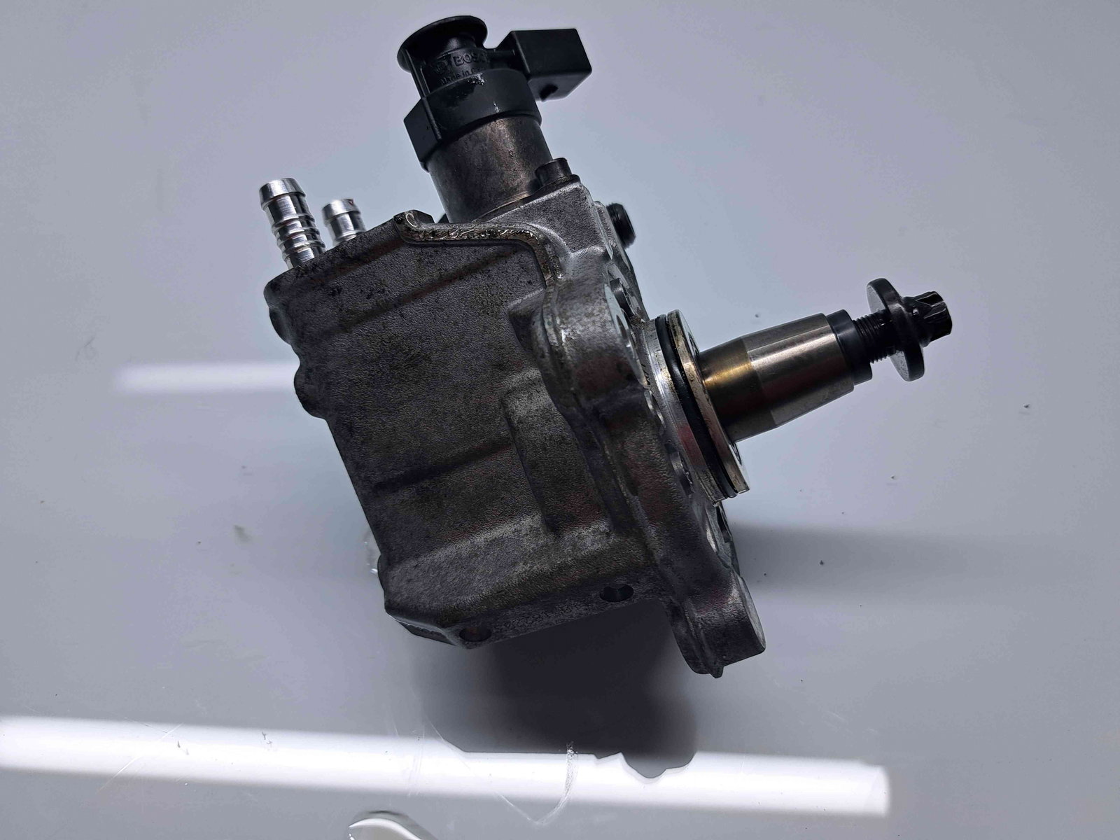 Pompa inalta presiune Bmw 5 (F10) [Fabr 2011-2016] 7810696-07 / 0445010517 2.0 N47D20 135KW / 184CP - imagine 5