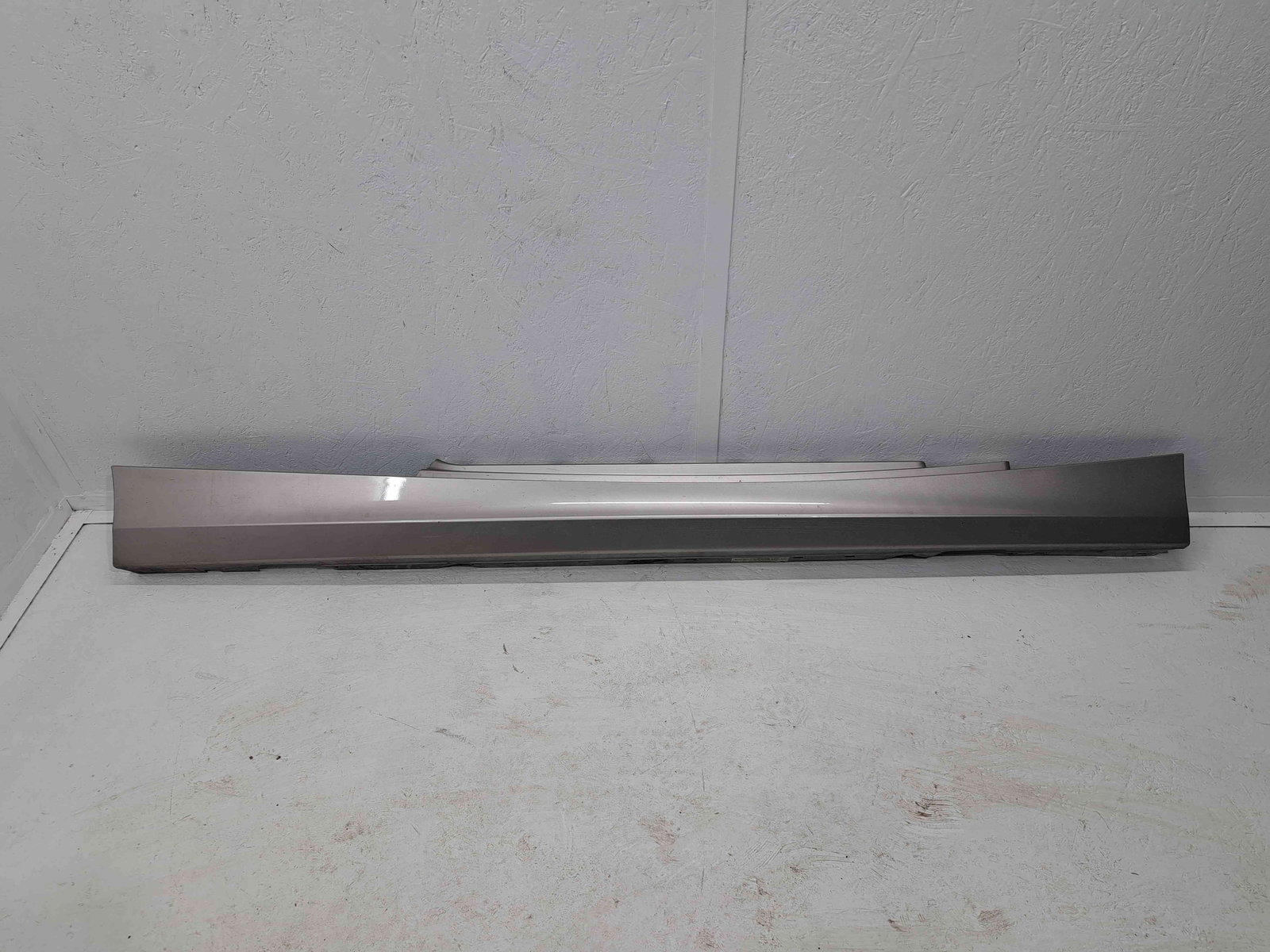 Prag lateral dreapta Bmw 1 cabriolet (E88) [Fabr 2008-2013] A72 KASCHMIRSILBER - imagine 1