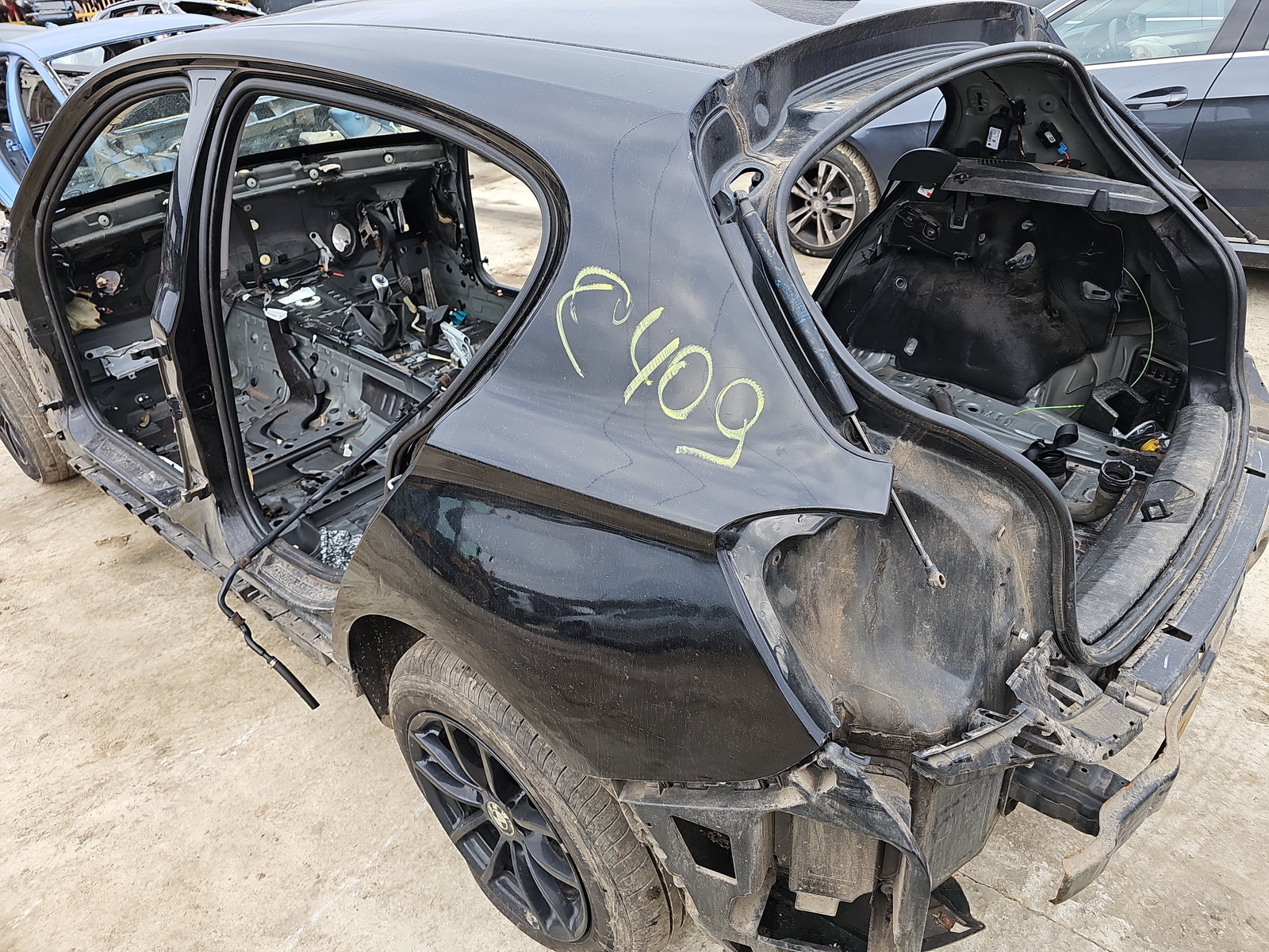 Aripa stanga spate Bmw 1 (F20) [Fabr 2011-2017] - imagine 2