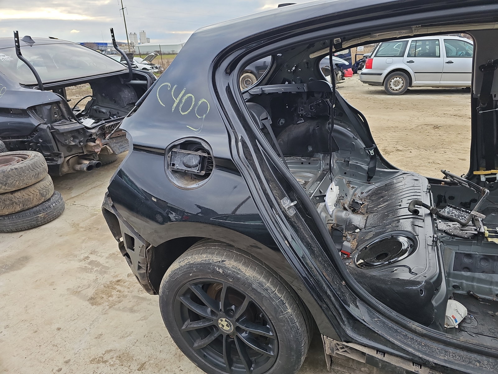 Aripa dreapta spate Bmw 1 (F20) [Fabr 2011-2017] - imagine 3