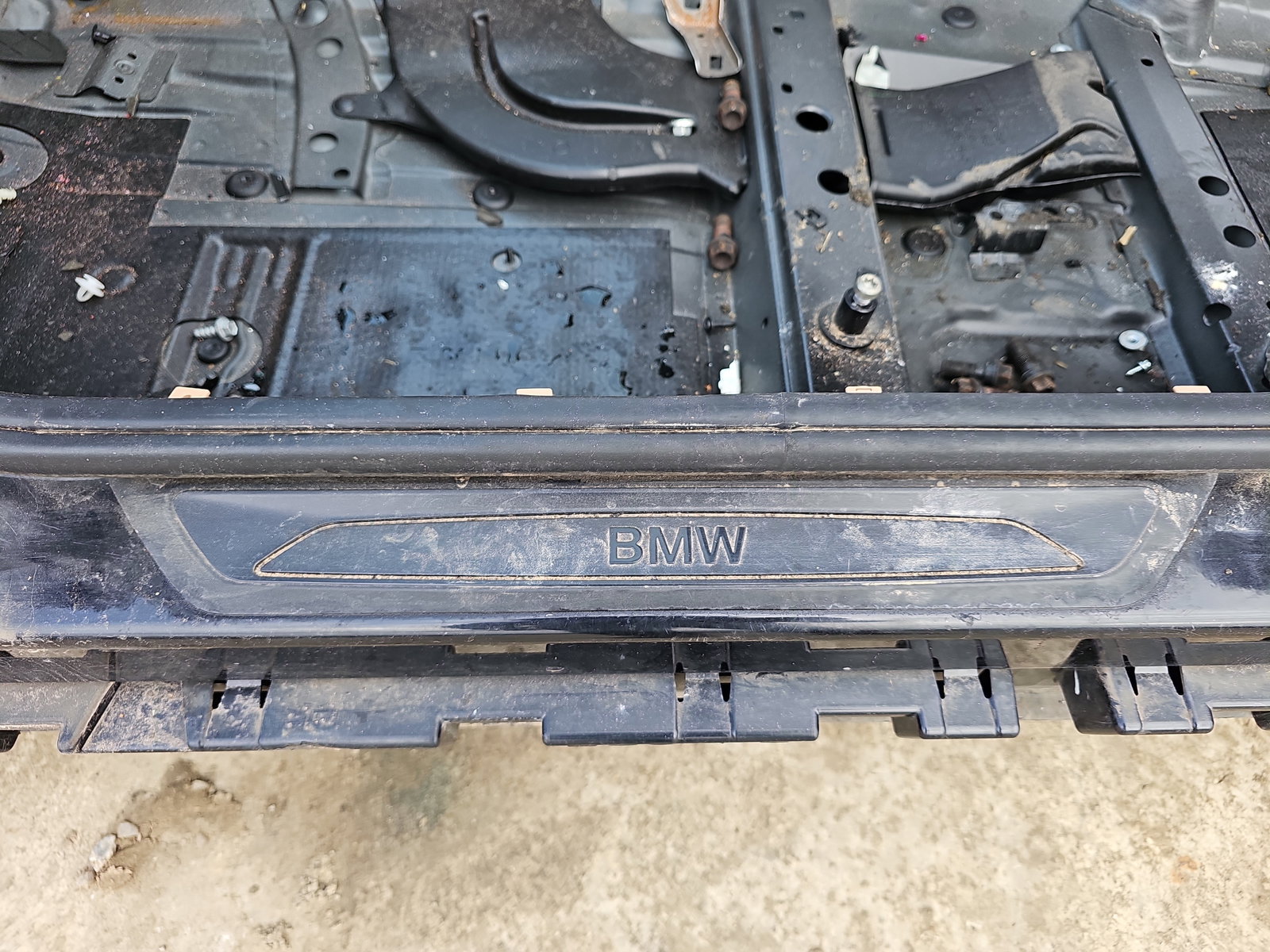 Ornament prag stanga fata Bmw 1 (F20) [Fabr 2011-2017] - imagine 3