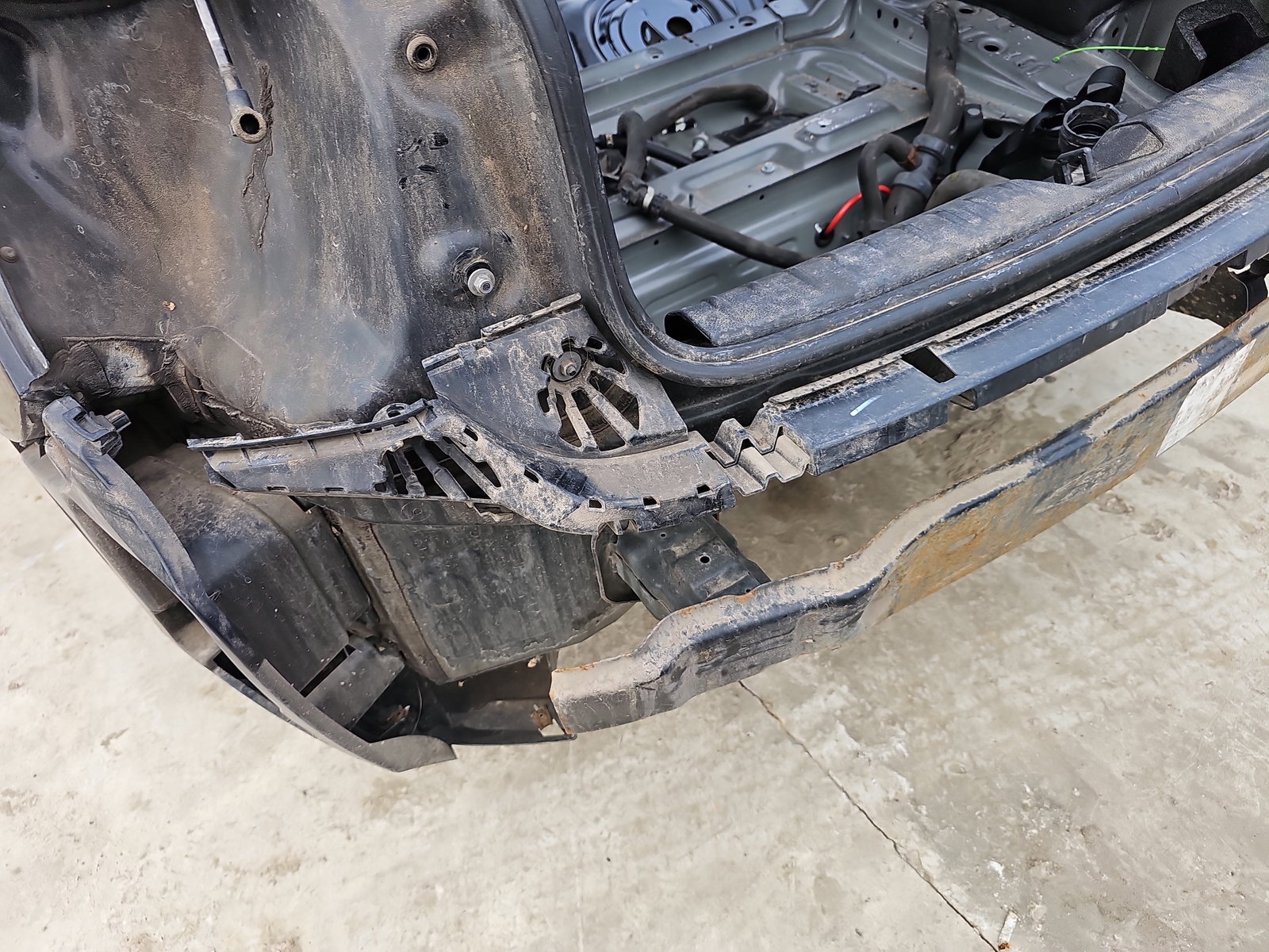 Suport central bara spate Bmw 1 (F20) [Fabr 2011-2017] OEM - imagine 2