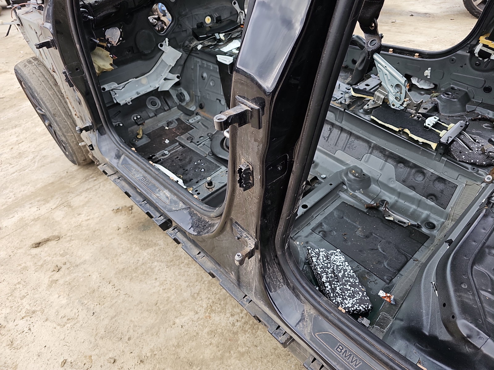 Set balamale usa stanga spate Bmw 1 (F20) [Fabr 2011-2017] OEM - imagine 2