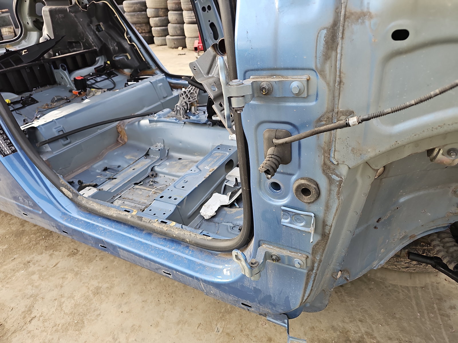 Set balamale usa dreapta fata Volvo V40 Rdesign [Fabr 2013-2019] OEM - imagine 2