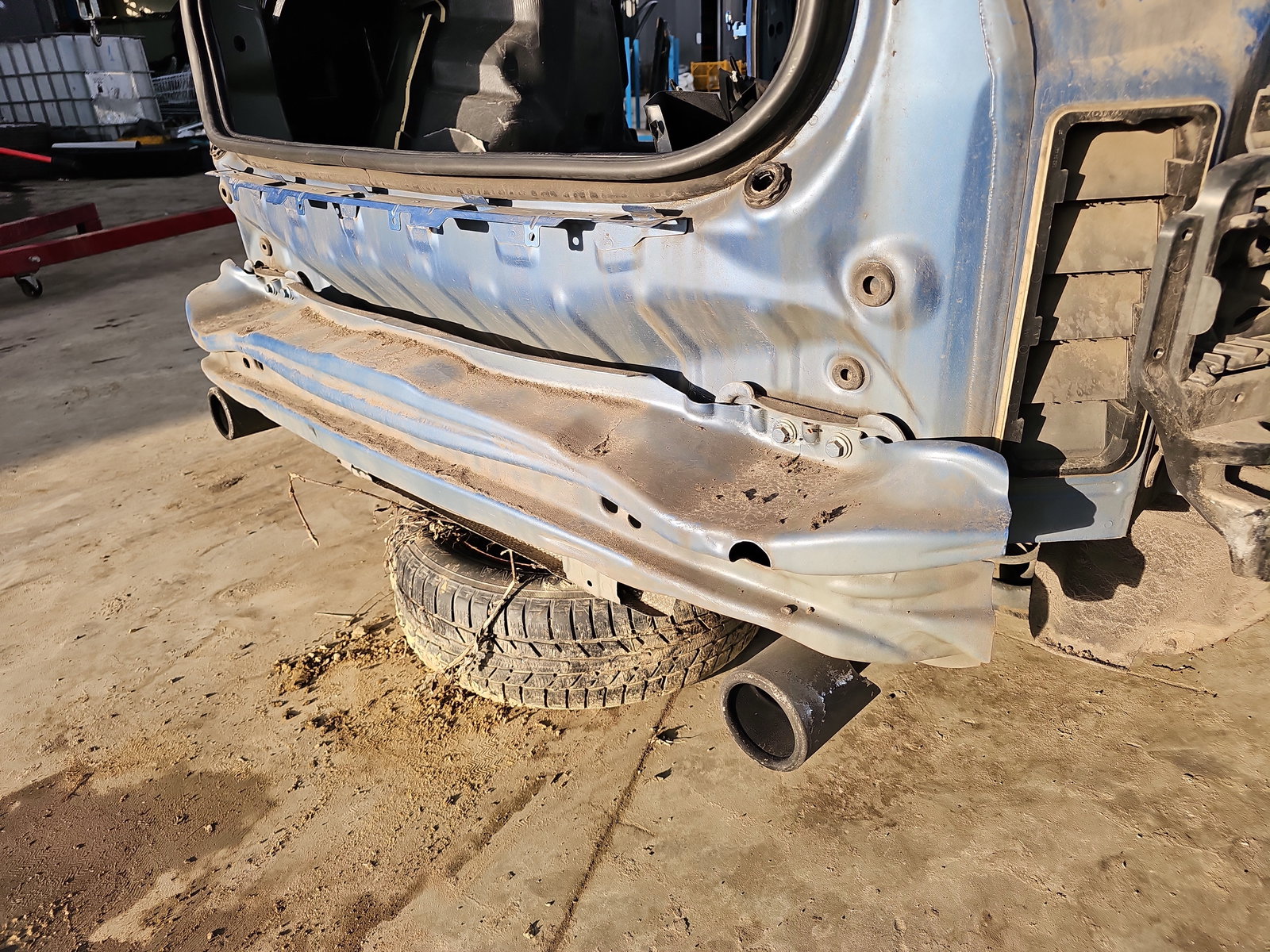 Armatura bara spate Volvo V40 Rdesign [Fabr 2013-2019] OEM - imagine 3