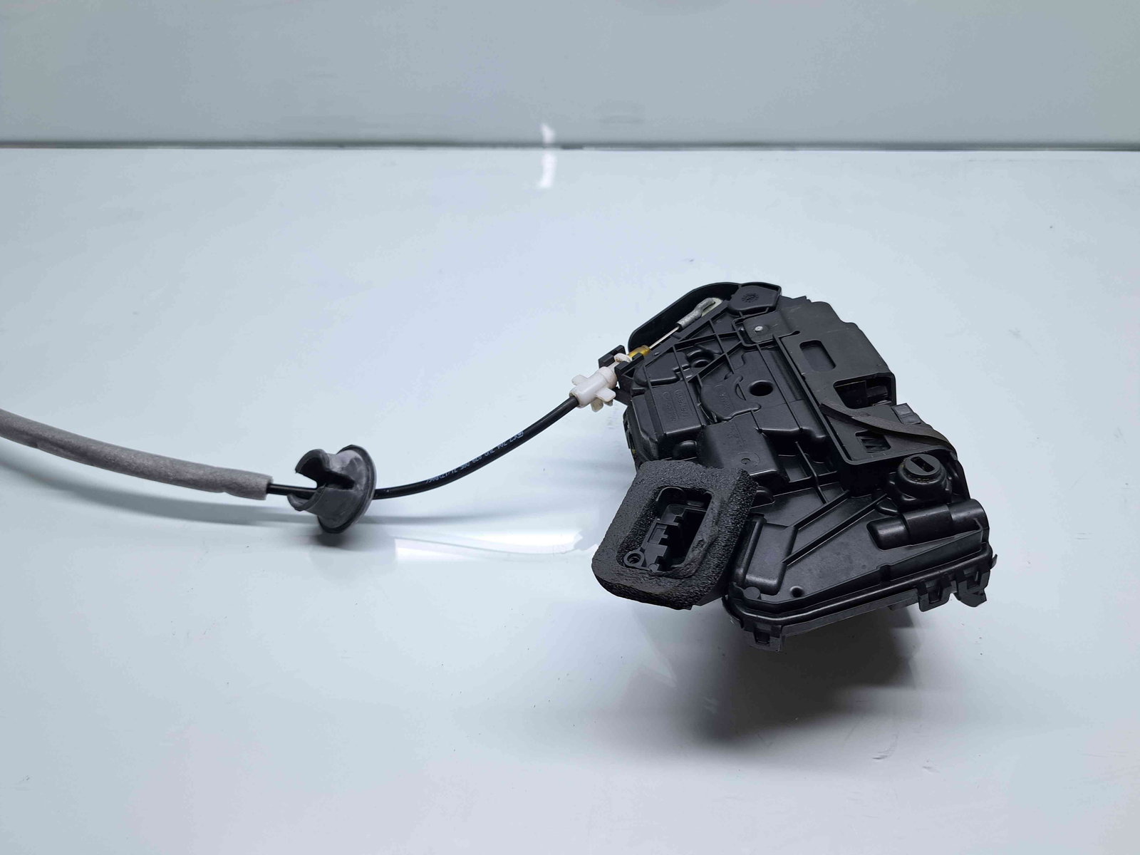 Broasca usa stanga spate Skoda Superb III (3V3) [Fabr 2015-prezent] 5TA839015D - imagine 2