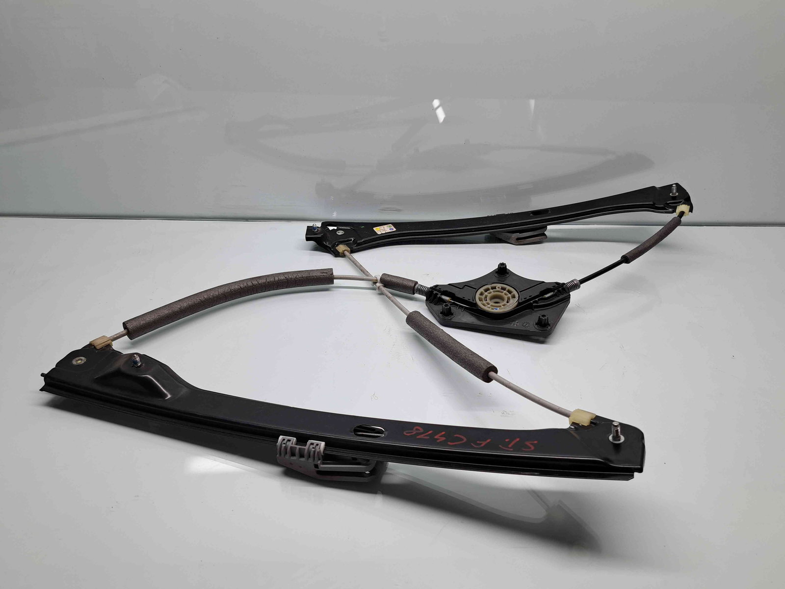 Macara electrica geam stanga fata Skoda Superb III (3V3) [Fabr 2015-prezent] 8V0837461A - imagine 1