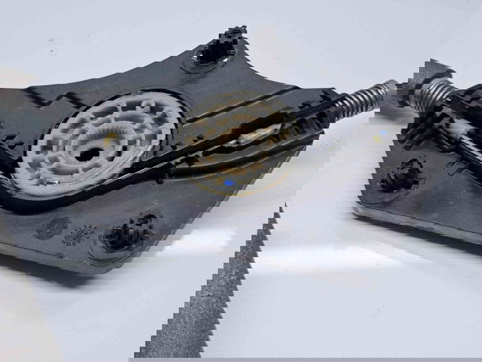 Macara electrica geam stanga fata Skoda Superb III (3V3) [Fabr 2015-prezent] 8V0837461A