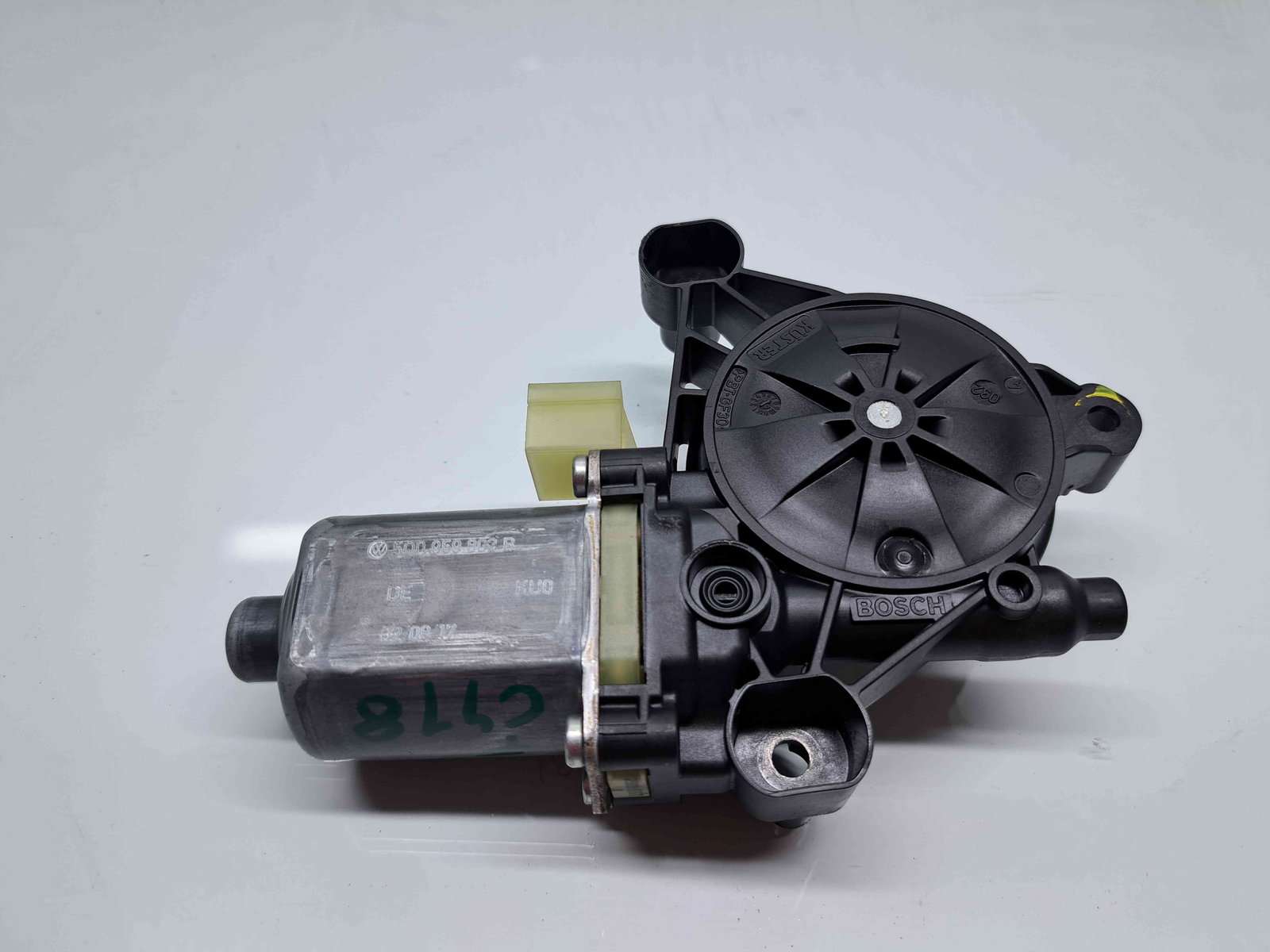 Motoras geam dreapta fata Skoda Superb III (3V3) [Fabr 2015-prezent] 5Q0959802B - imagine 1