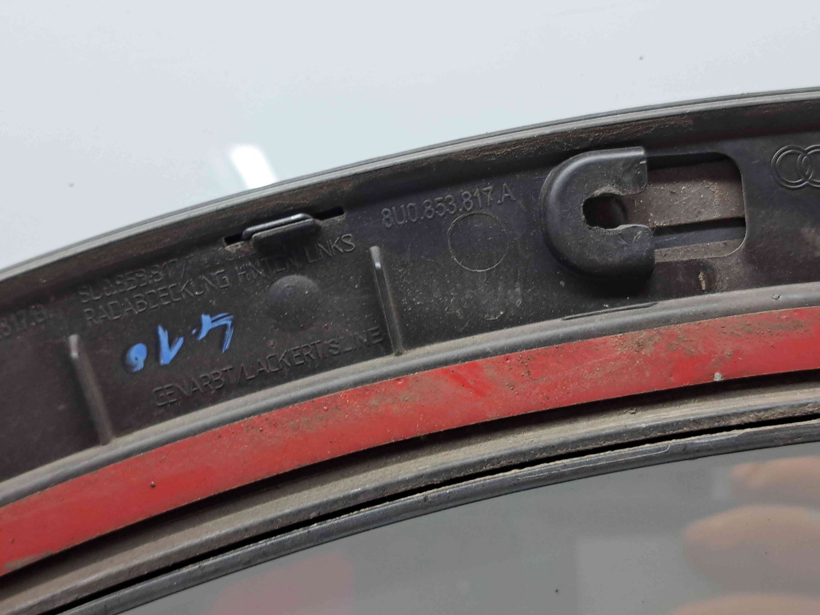 Ornament aripa stanga spate Audi Q3 (8UB) [Fabr 2011-2018] 8U0853817A - imagine 3