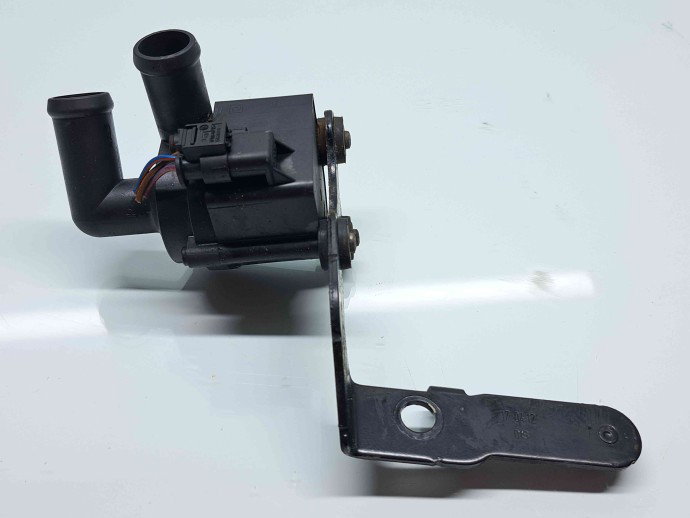 Pompa recirculare apa Audi Q3 (8UB) [Fabr 2011-2018] 5N0965561 2.0 TDI CFFB 103KW / 140CP