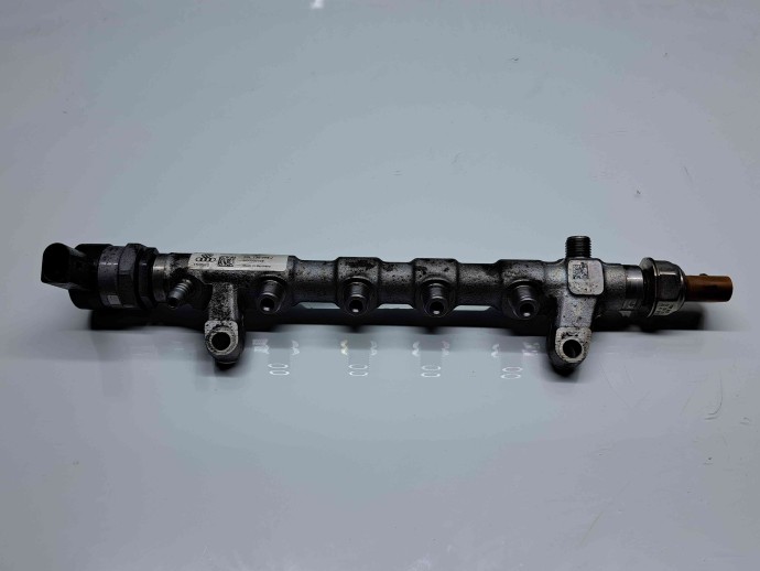 Rampa injectoare Audi Q3 (8UB) [Fabr 2011-2018] 03L130089J 2.0 TDI CFFB 103KW / 140CP
