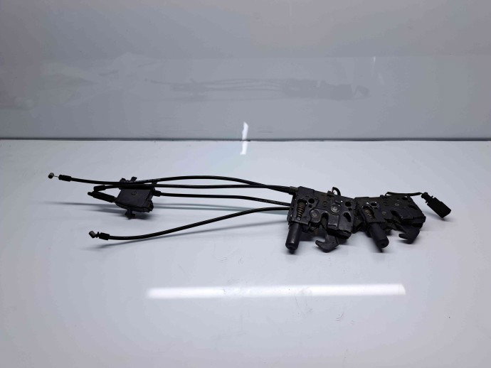 Broasca capota Skoda Superb III (3V3) [Fabr 2015-prezent] 3V0823509B / 3V0823509B