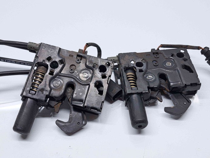 Broasca capota Skoda Superb III (3V3) [Fabr 2015-prezent] 3V0823509B / 3V0823509B