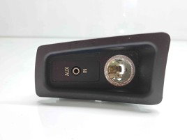  Conector auxiliar USB Bmw 1 cabriolet (E88) [Fabr 2008-2013] 6930561