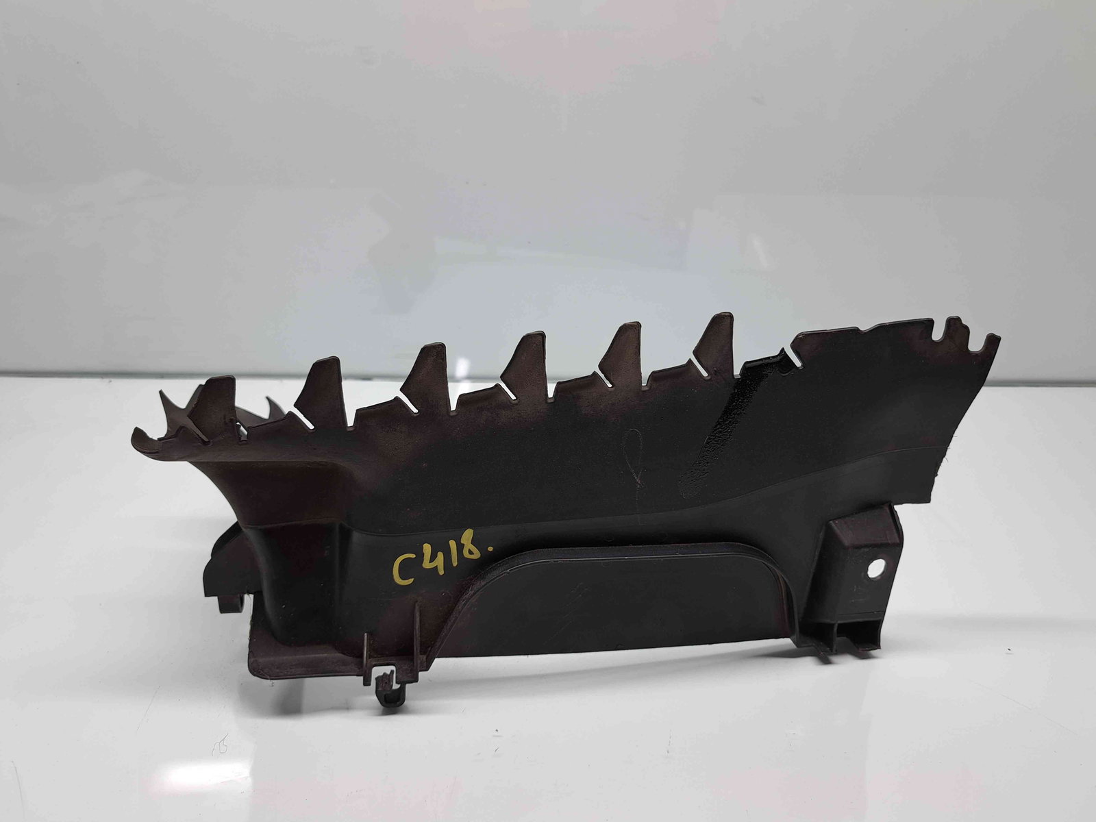 Deflector aer Skoda Superb III (3V3) [Fabr 2015-prezent] 3V0121285A - imagine 1