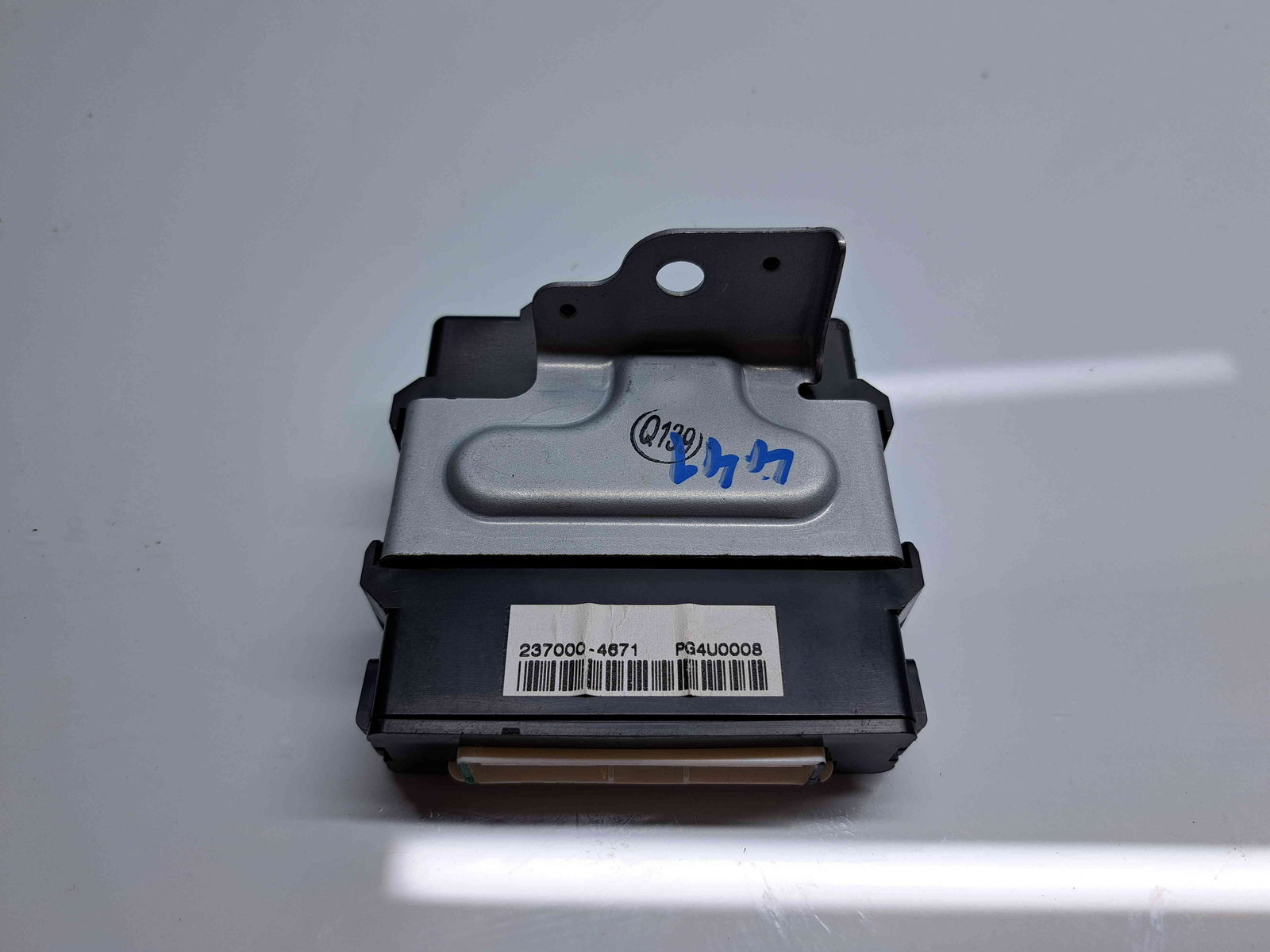 Modul confort Toyota Rav 4 III (ACA3, ACE, ALA3, GSA3, ZSA3) [Fabr 2005-2013] Facelift 89730-42041 - imagine 2