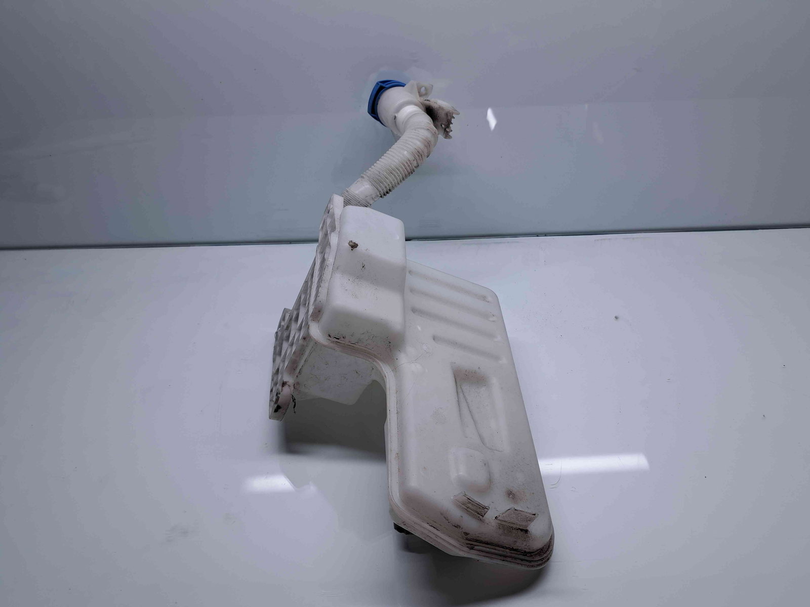 Vas lichid parbriz Skoda Superb III (3V3) [Fabr 2015-prezent] 5Q0955448 - imagine 2