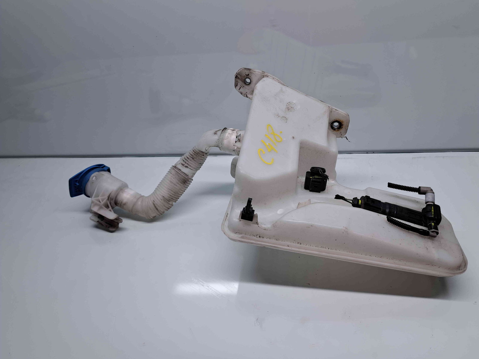 Vas lichid parbriz Skoda Superb III (3V3) [Fabr 2015-prezent] 5Q0955448 - imagine 4