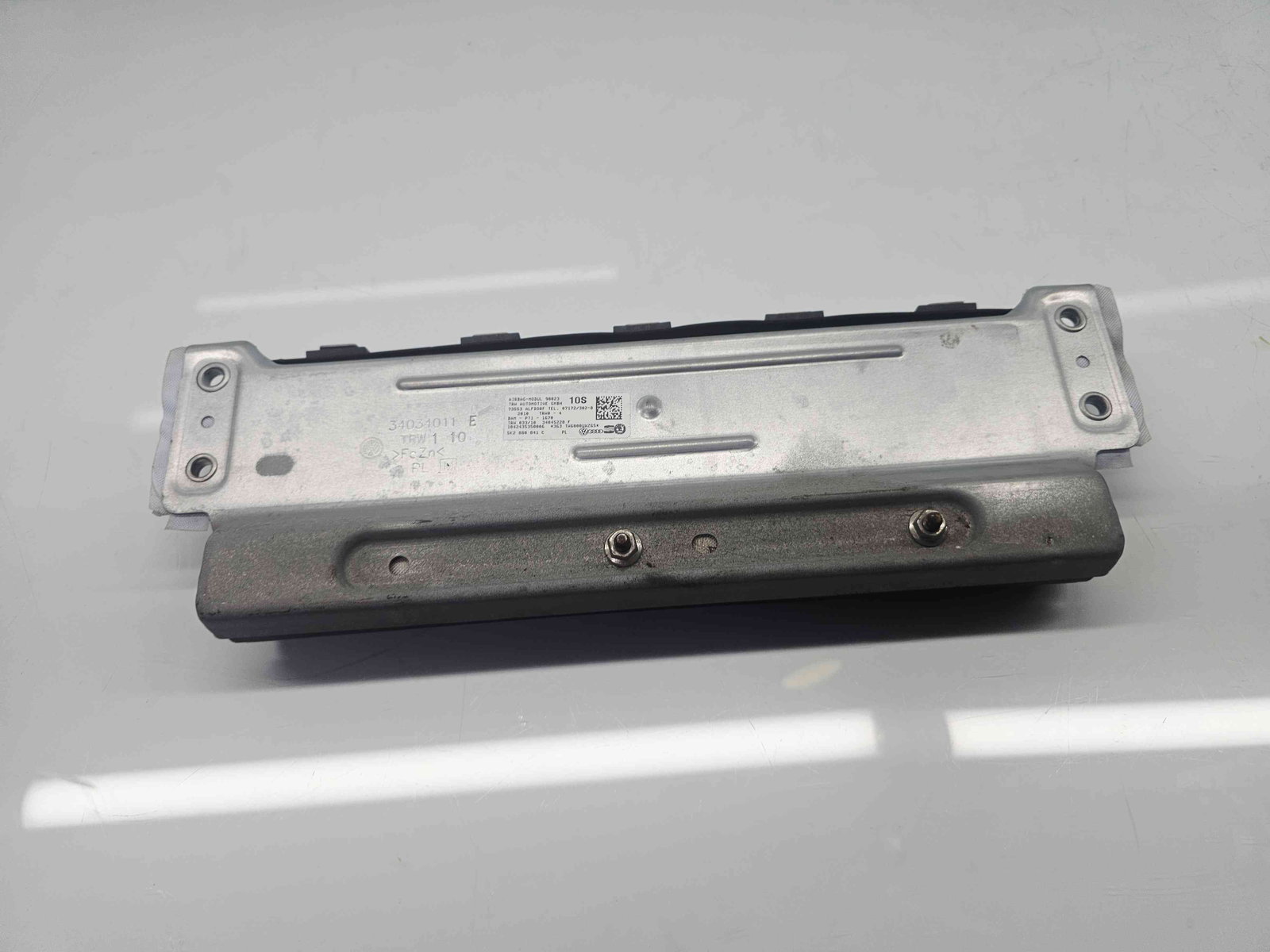 Airbag genunchi Volkswagen Passat B8 (3G2) [Fabr 2015-prezent] 5K2880841C - imagine 6