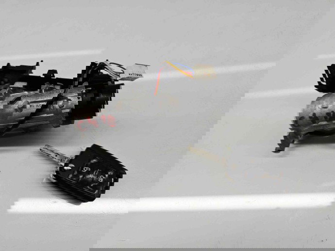  Contact cu cheie Skoda Superb III (3V3) [Fabr 2015-prezent] 1K0905851 1.6 TDI DCZA88KW / 120CP